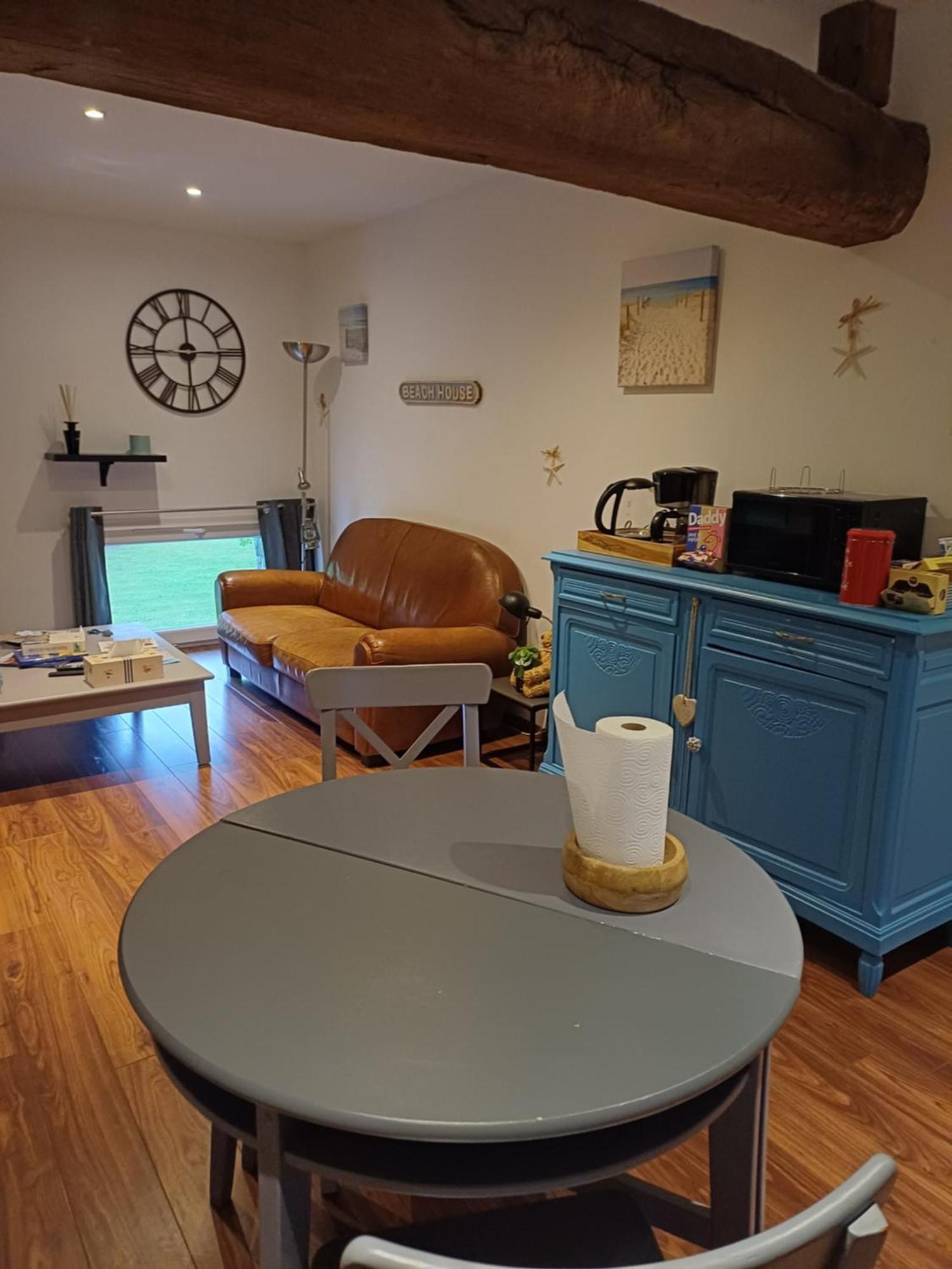 La Grange Des Roisnes Bed and Breakfast Longué Buitenkant foto